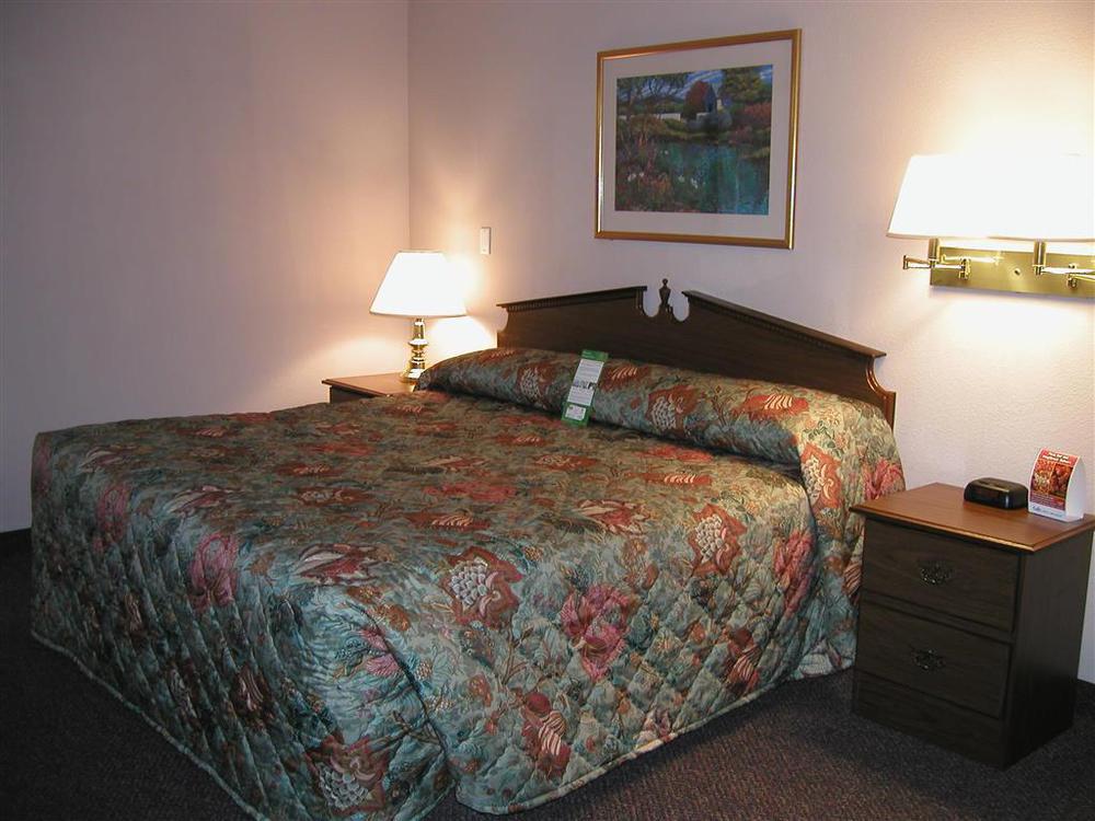 Intown Suites Extended Stay Atlanta Ga - 스와니 객실 사진